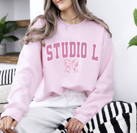 Bow Crewneck Pink Varsity sweatshirt